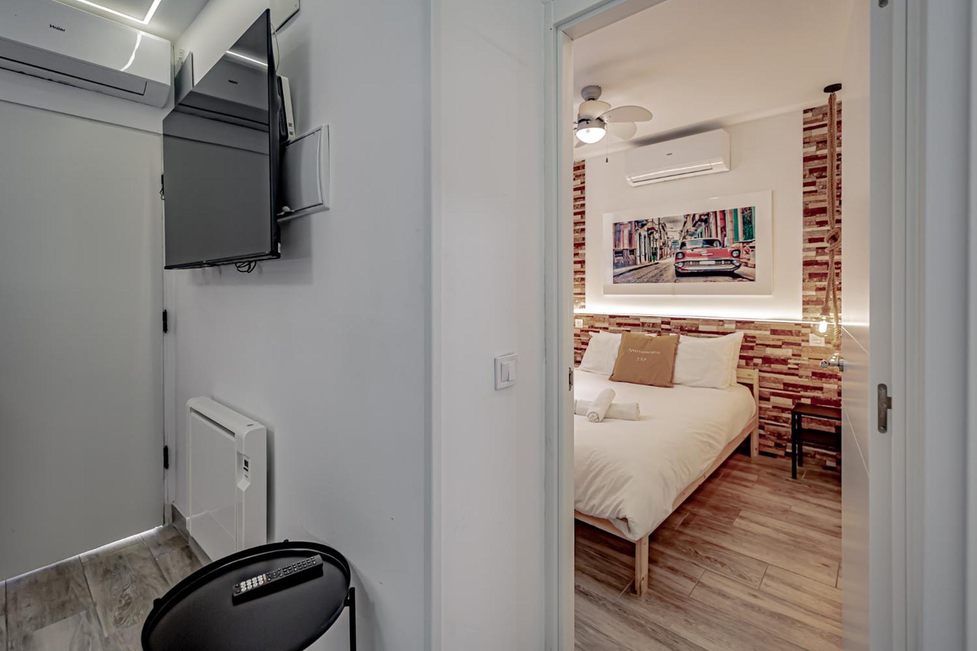 Apartamentos Santiago Cordero Madrid Exteriör bild